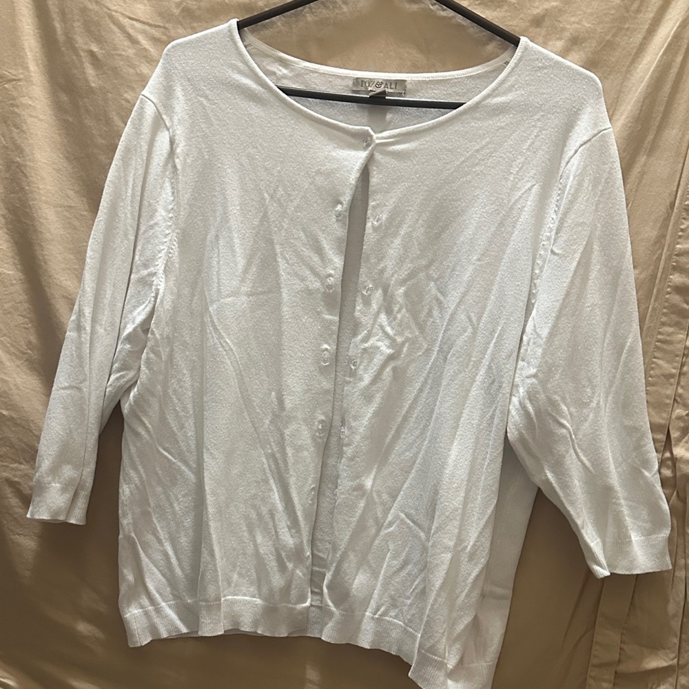 Roz & Ali White Button-Down Women's cardigan